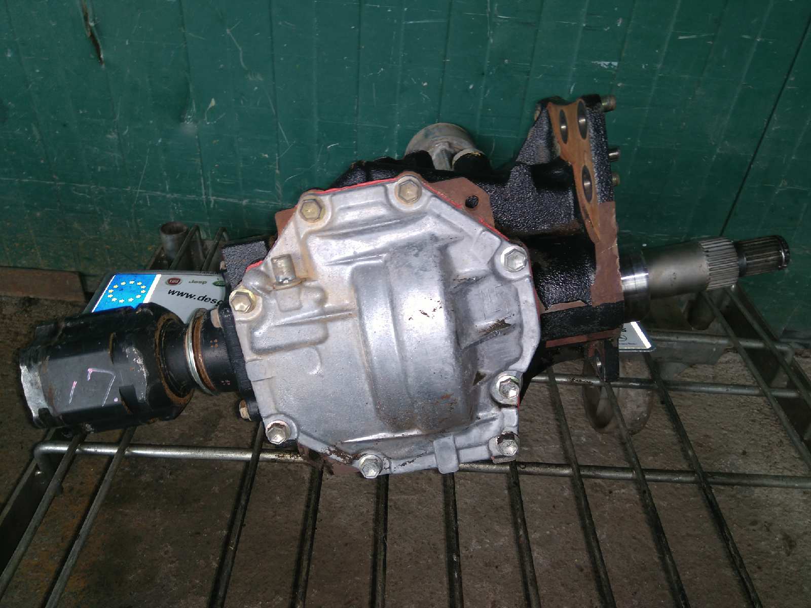 CuFqm_41B-kN.jpg