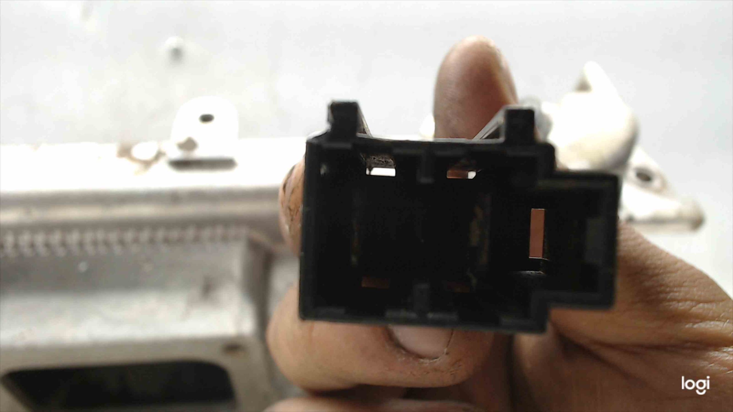 KynIo-6LQyv8.jpg