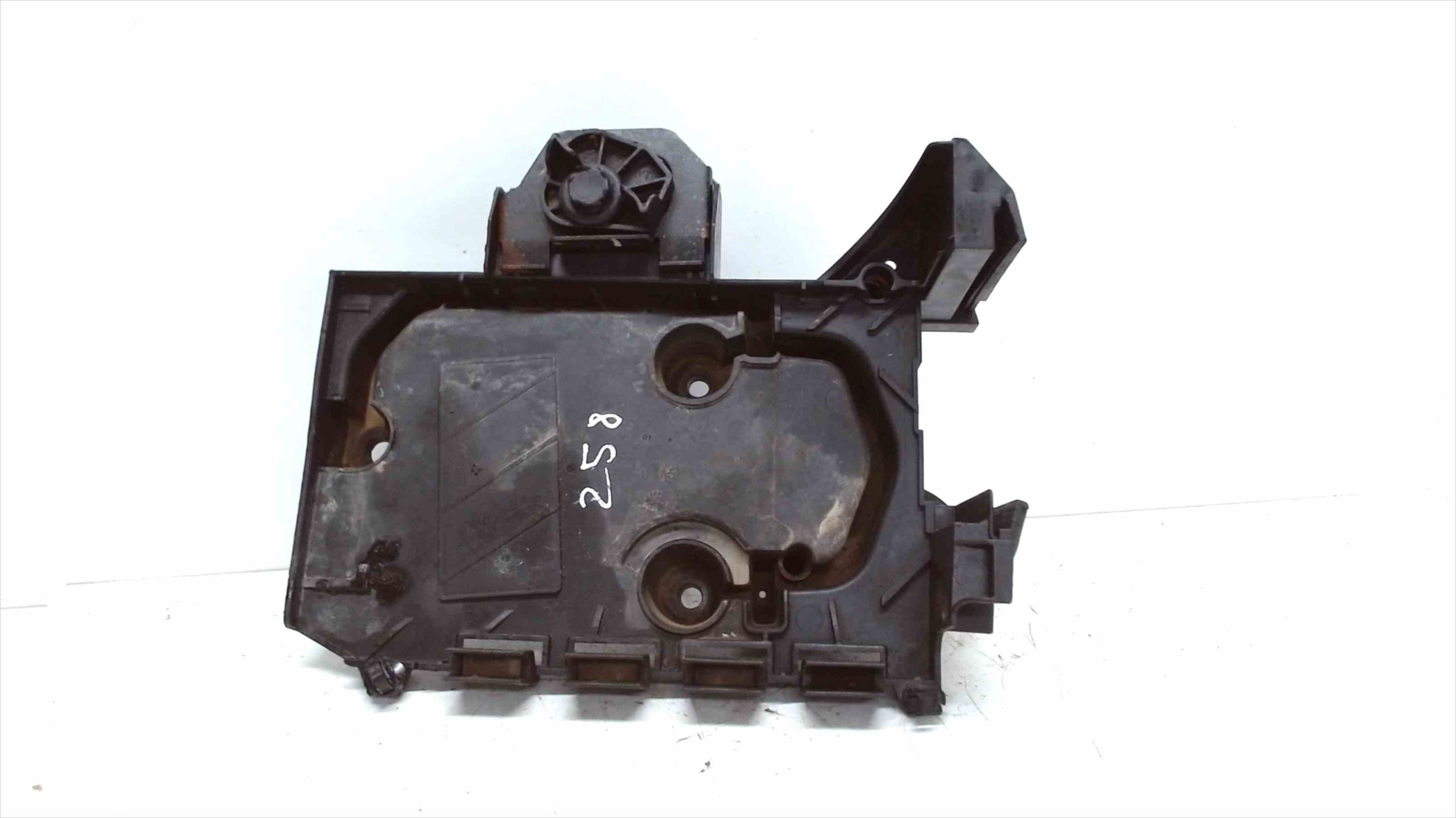 WCv80k6dEDm8.jpg