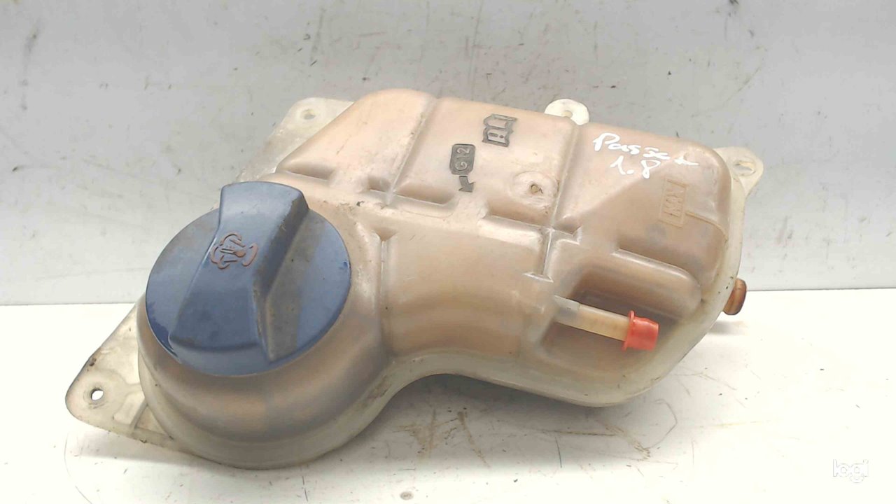 e-JVzYs5p-Bd.jpg
