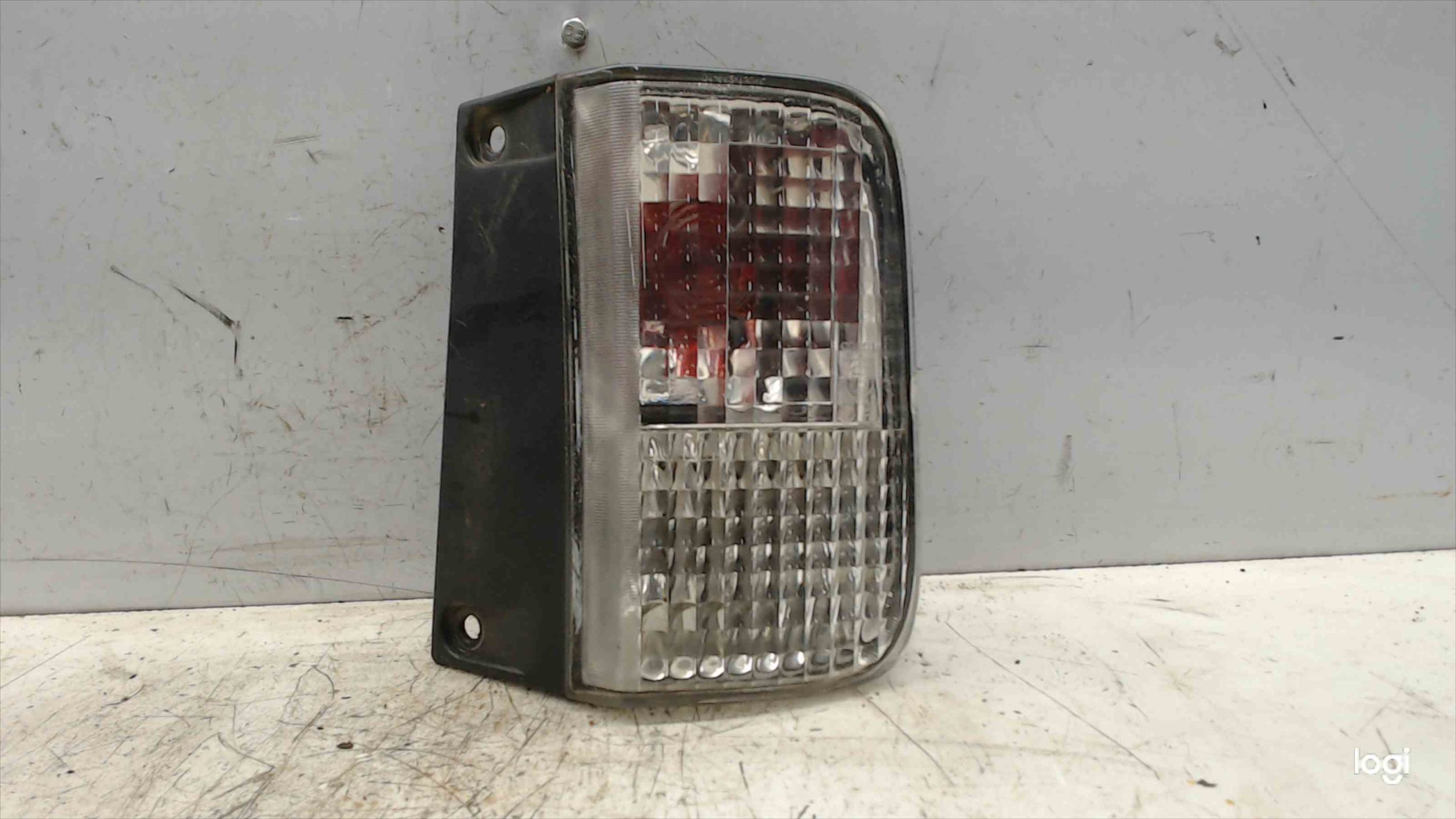 eO9OQ79dMln3.jpg