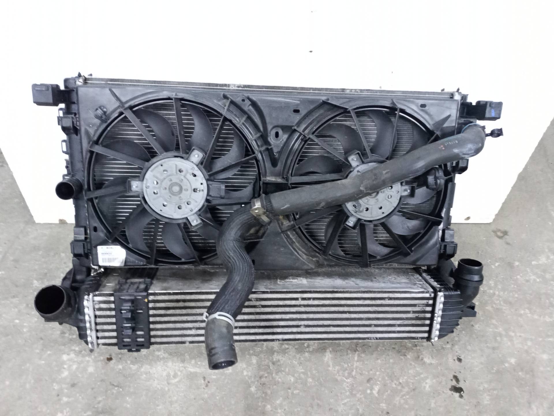 ls9CZVaMkt_z.jpg
